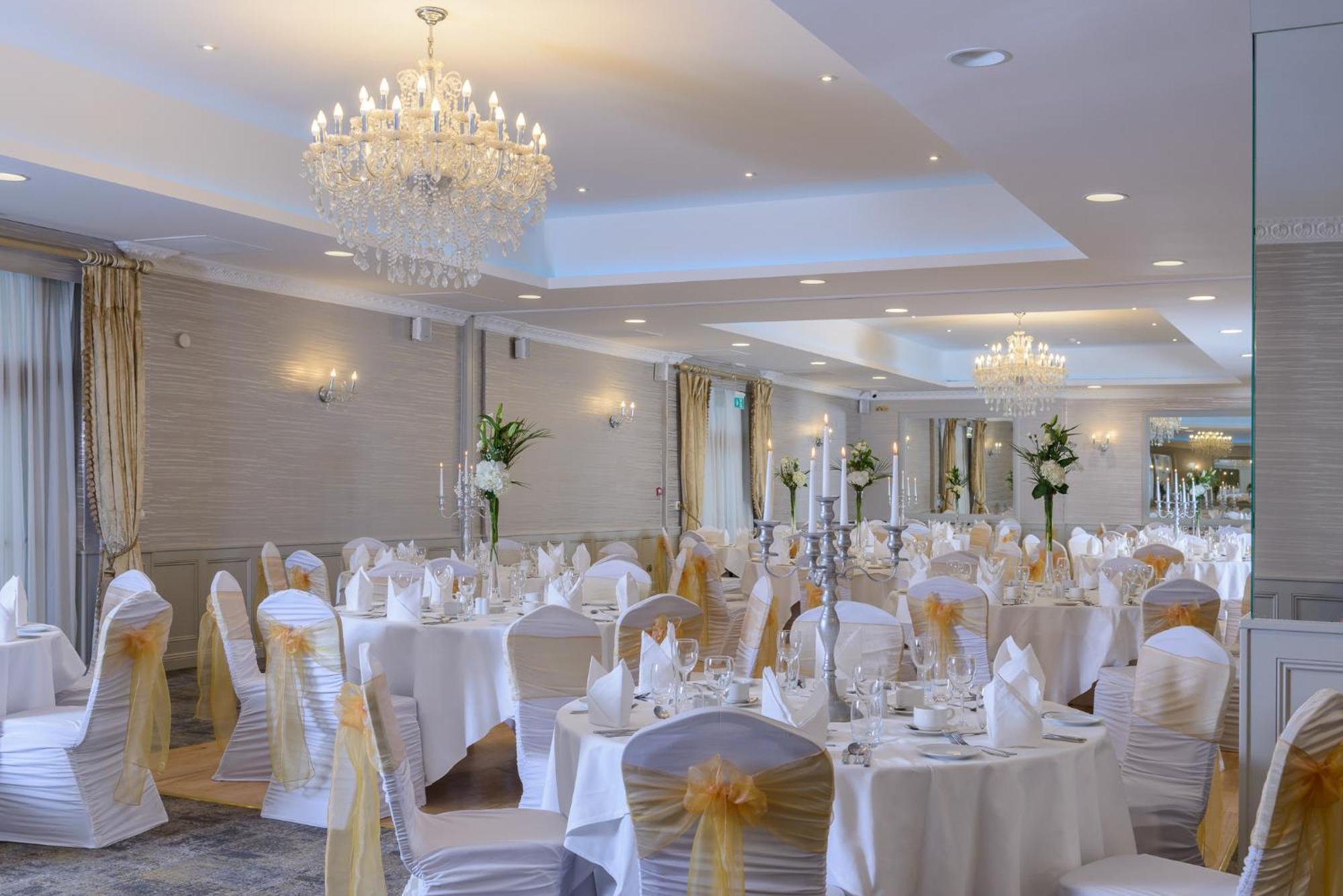 Clybaun Hotel Голвей Екстер'єр фото